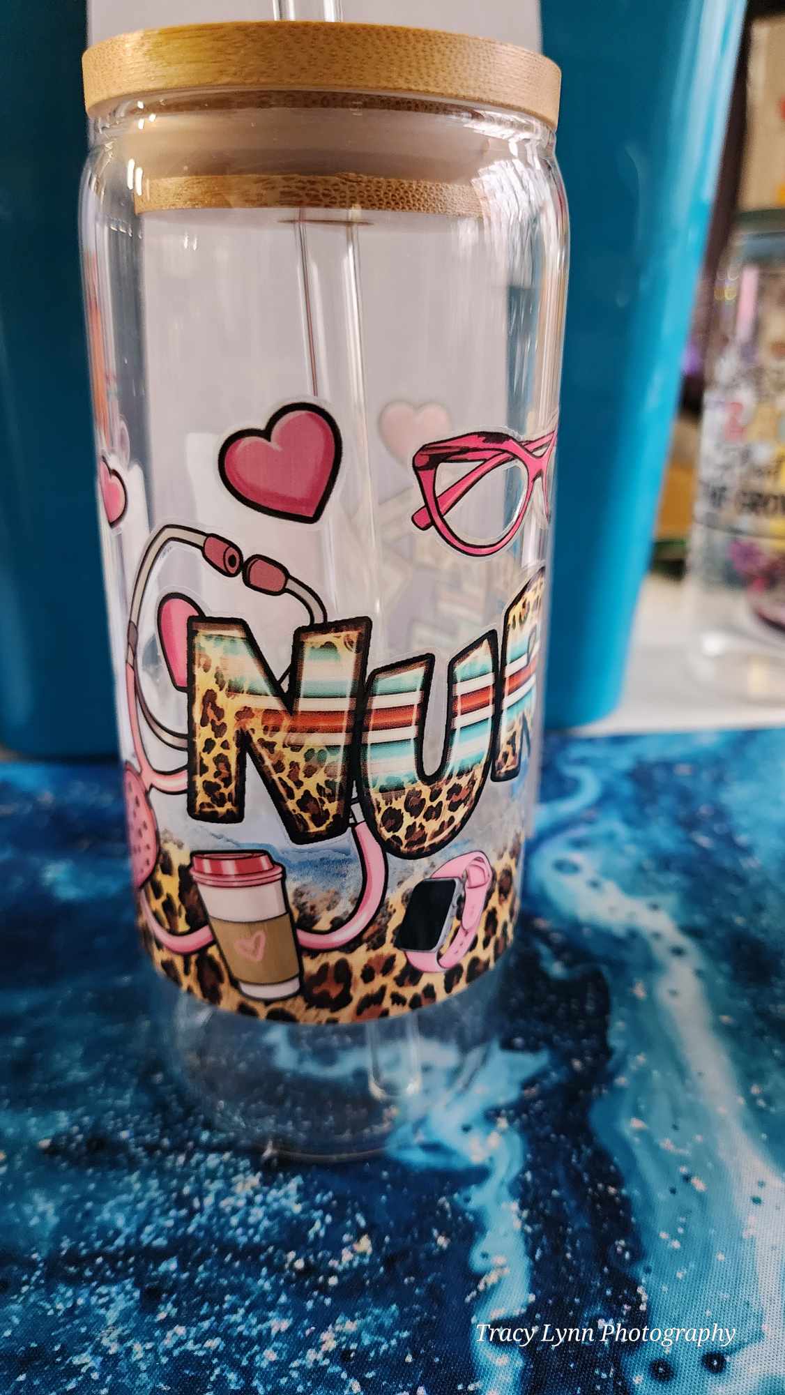 20 Oz Drinking Glasses with Bamboo Lids and Glass Straw - Nurse