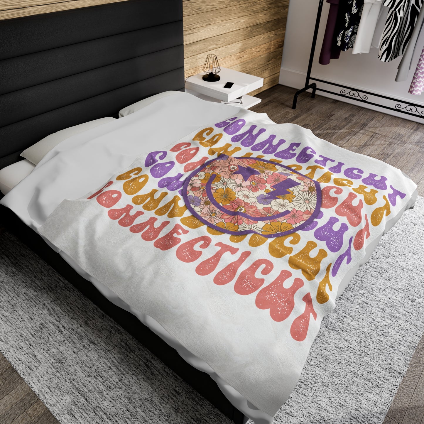 Smiley Connecticut Velveteen Plush Blanket