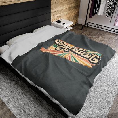 Connecticut Groovy Velveteen Plush Blanket