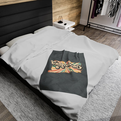 Connecticut Groovy Velveteen Plush Blanket