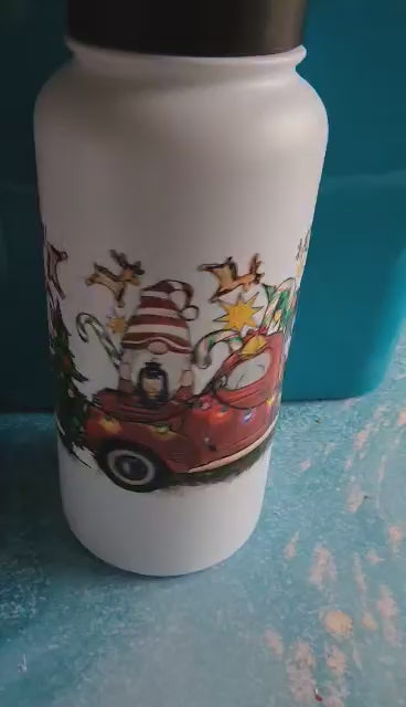 32 Oz Insulated Water Bottle with 2 lids  - Red Truck Gnomes